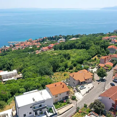 Apartment Maxi 3 Volosko