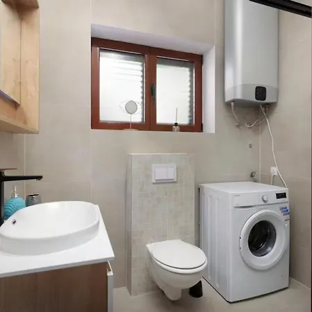 Apartment Maxi 3 *
